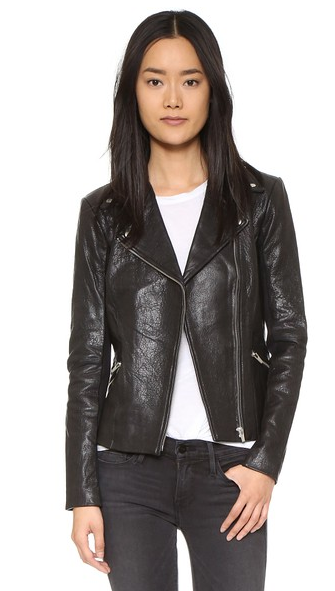 4 Items To Make Your Outfit Look Cooler | elyshalenkin.com | Mind Body Soul Stylist