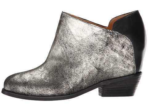 Boots That Will Literally Elevate Your Outfit | elyshalenkin.com | Mind Body Soul Stylist