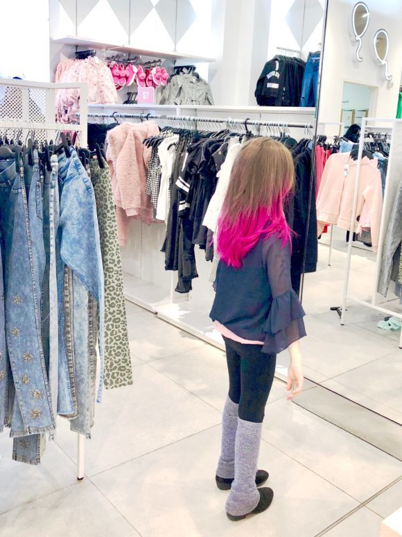 If you are unhappy with your outfit there are four reasons that could be the cause. Read on to discover the root issue of your outfit problem so you can create a style fix that will get you out the door feeling confident and in charge of your day.